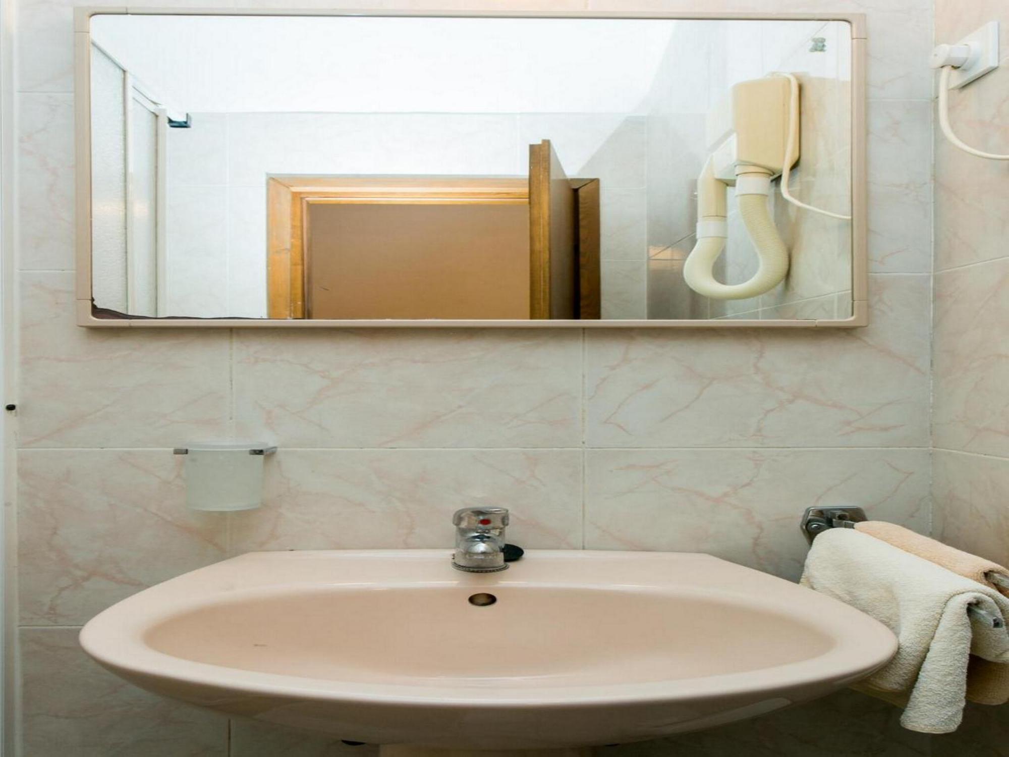 Elelu - Two-bedroom With Terrace Apartment *