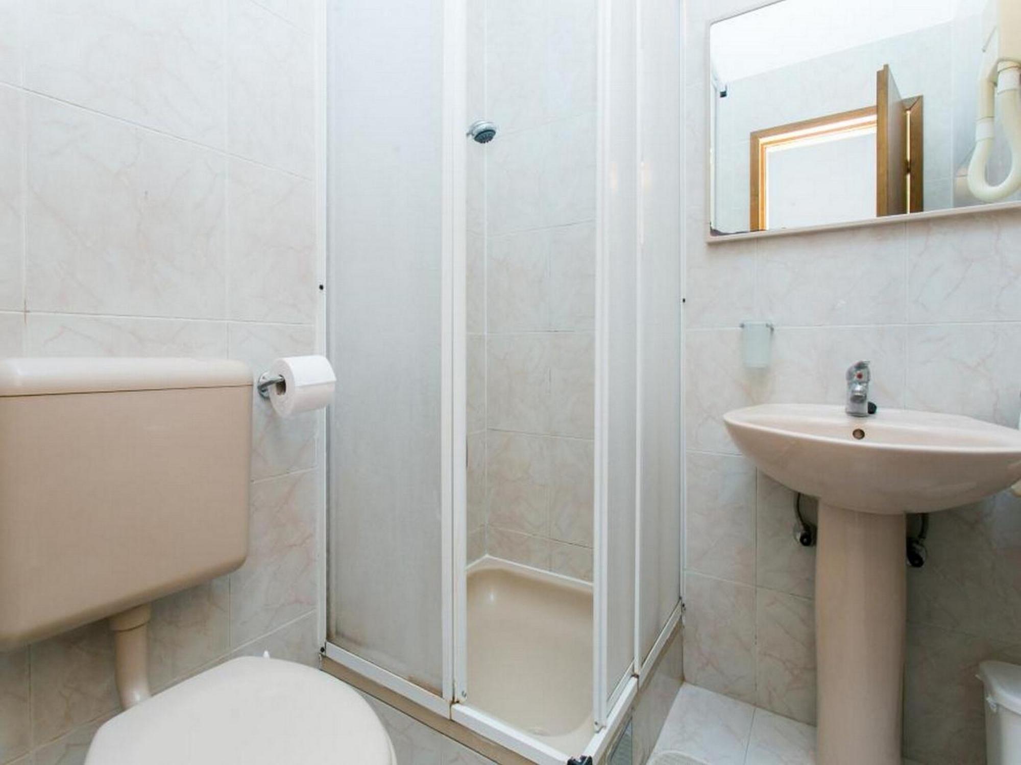 Elelu - Two-bedroom With Terrace Apartment *